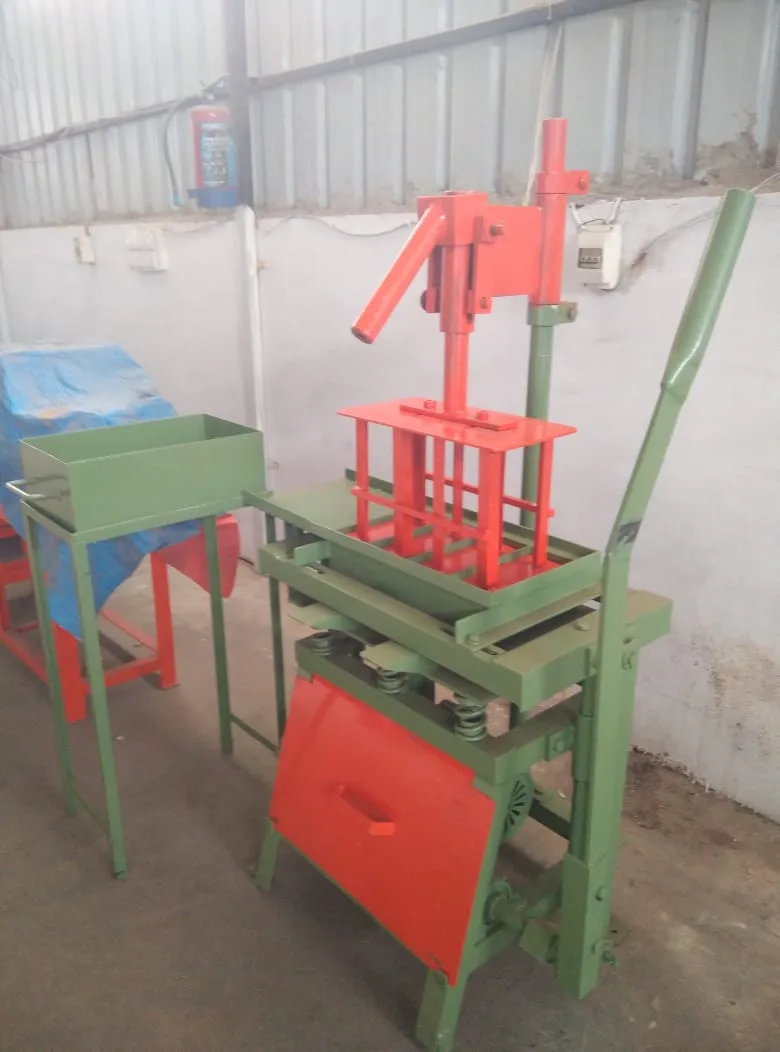 Manual ACC / Interlock / Paver Block Making Machine (Motorable) thumbnail 3
