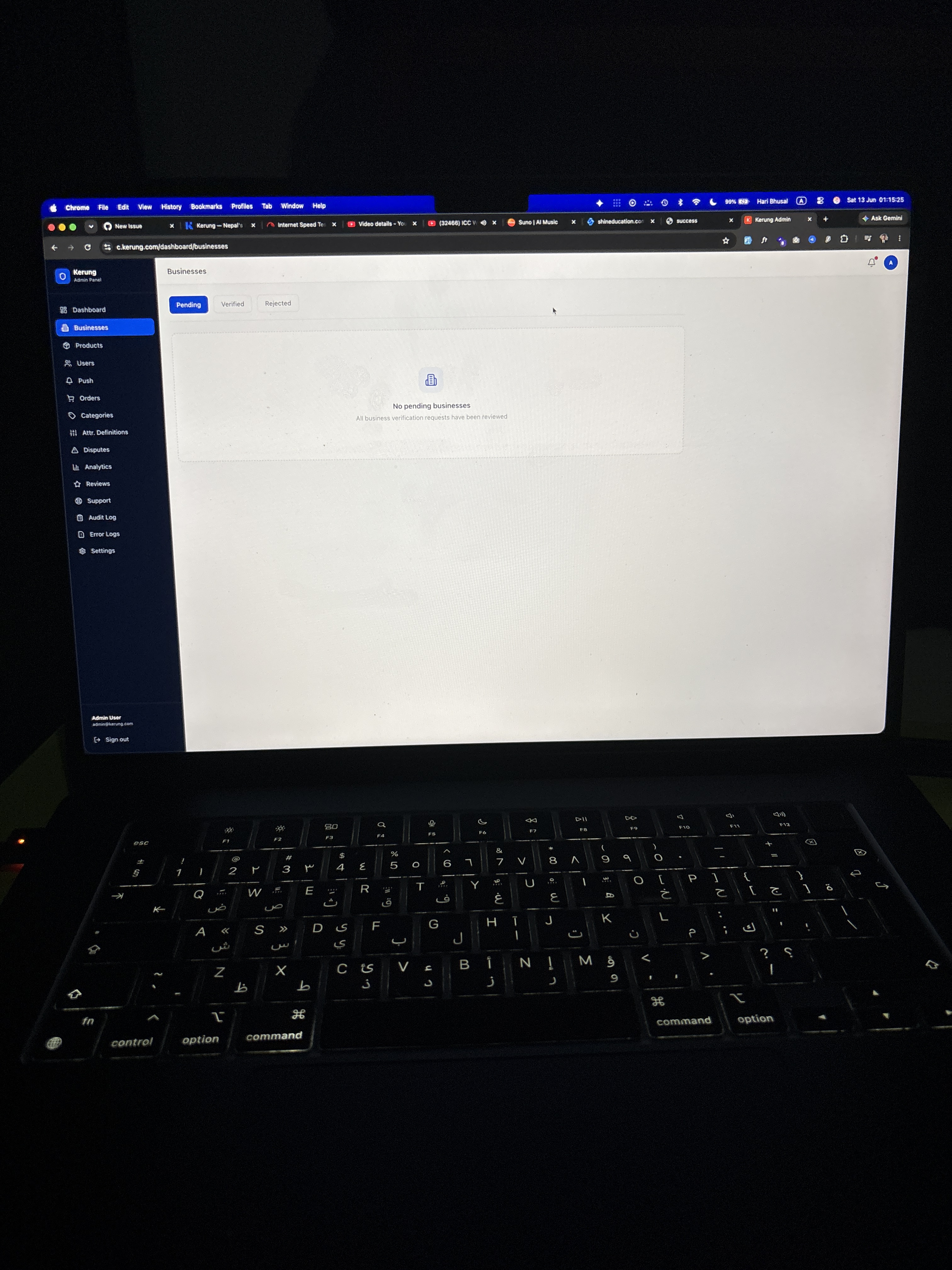 Laptop